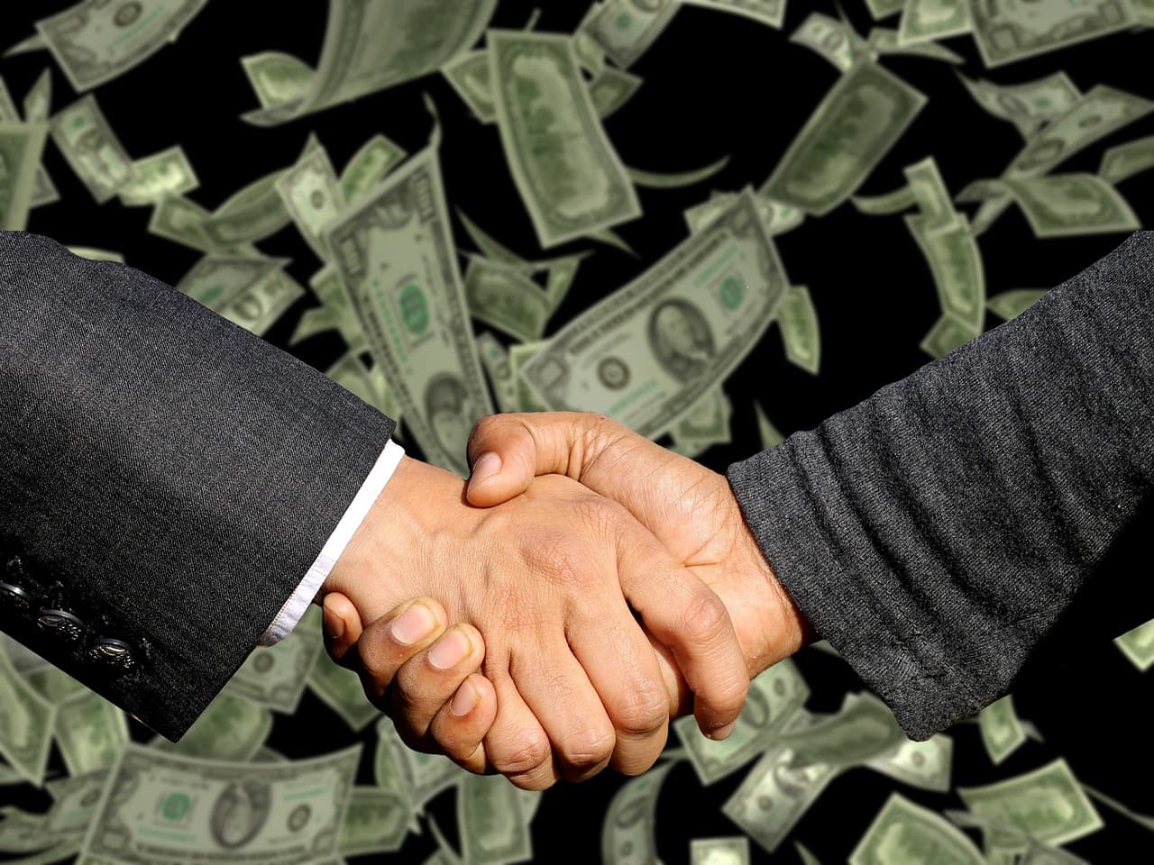 How to Negotiate the Best Mobile Deal in the UK